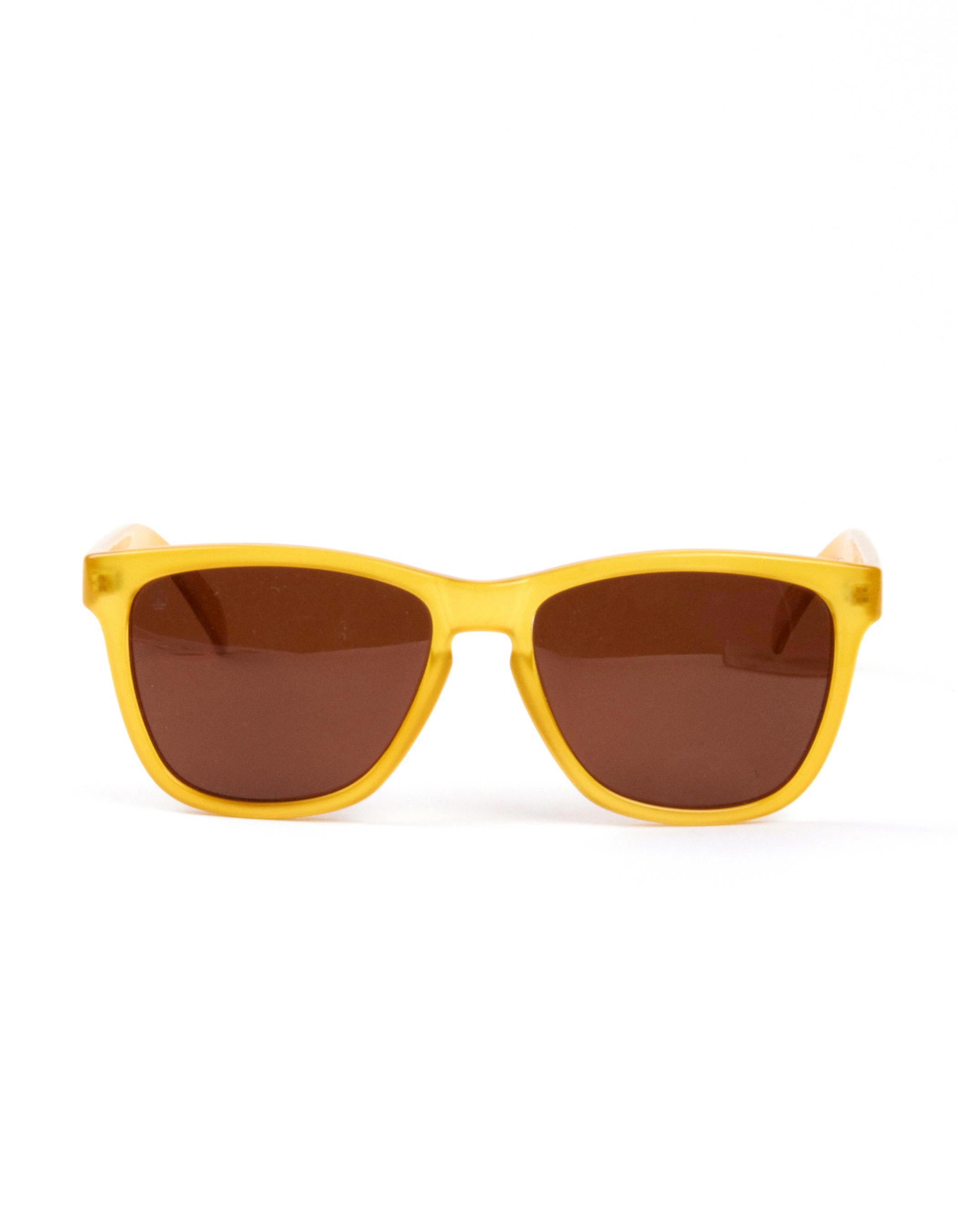 Gafas de sol retro amarillas 1